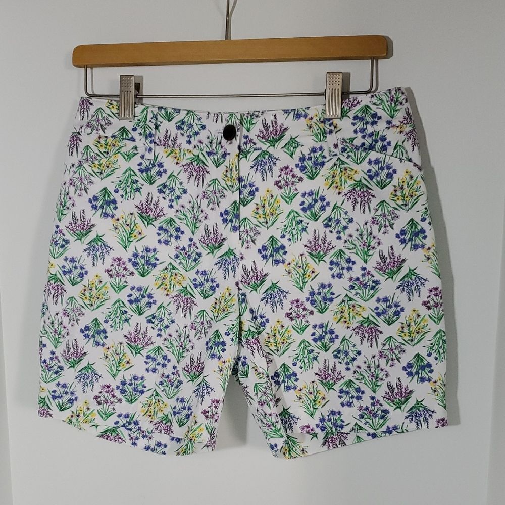 Talbots White Floral Women's Shorts Size 4P Like New
